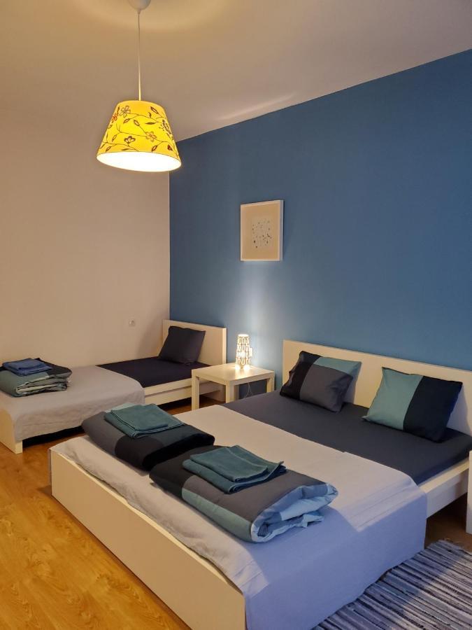 Sunny Central Apartment Sofia Buitenkant foto